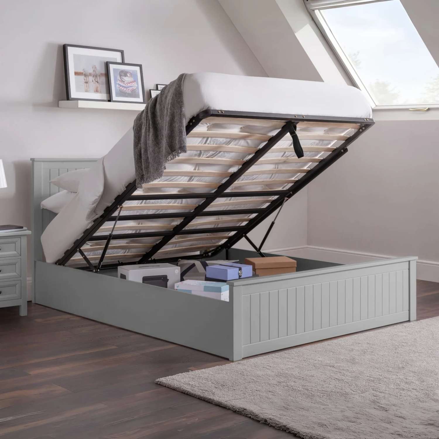 Maine storage bed grey open
