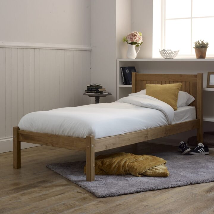 Capricorn Bedframe